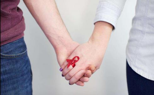 Как людям с ВИЧ-инфекцией противостоять стигме и оградить себя от нападок