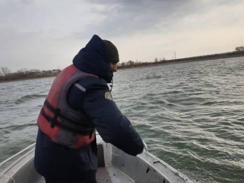Поиски остановлены: тело утонувшего в Шерубайнуринском водохранилище рыбака так и не смогли обнаружить