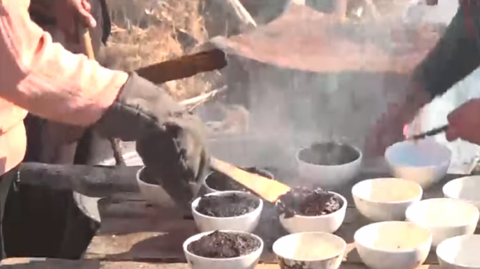 Переехавшая из Китая казашка сохранила древний рецепт изготовления 
