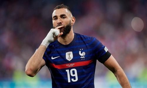 Сборная Франции узнала неожиданные новости о Кариме Бензема после травмы на чемпионате мира-2022