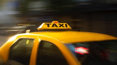 Таксиста избили в Карагандинской области