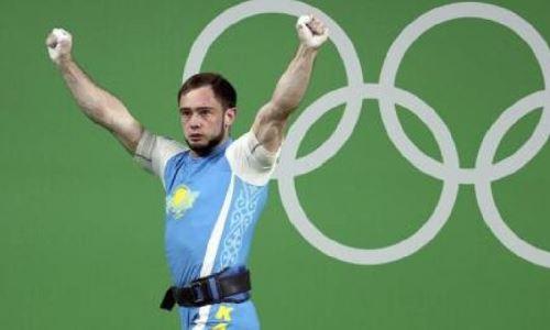 Чемпион Азии и призер Олимпиады из Казахстана остались без медалей ЧМ-2022 по тяжелой атлетике