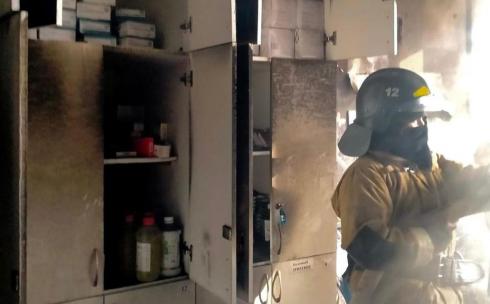 В карагандинской больнице загорелись холодильники с лекарствами