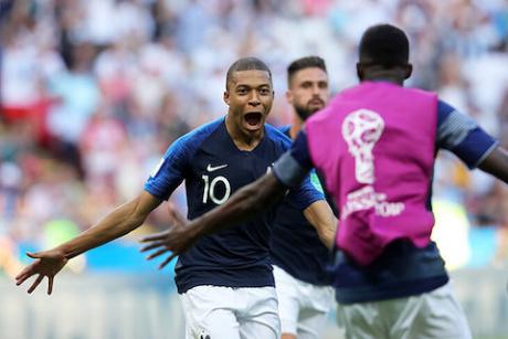 Аргентина – Франция на ЧМ-2018: гениальный матч Мбаппе, 7 голов и мегаудар Павара