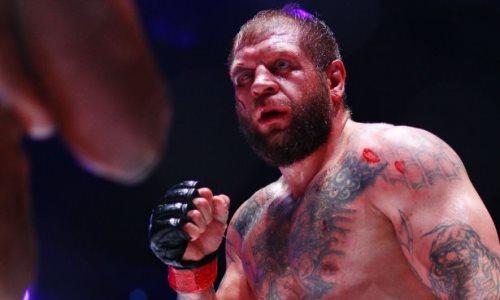 Александр Емельяненко сравнил себя с топовыми бойцами UFC после поражения блогеру