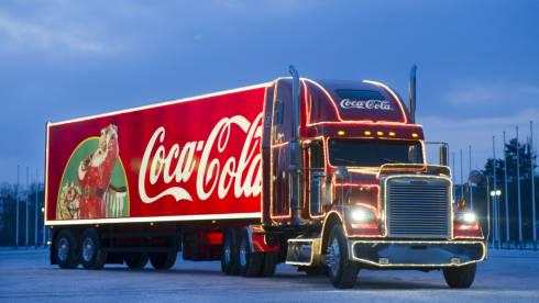 Праздник к нам приходит: по Караганде будет курсировать новогодний грузовик Coca-Cola
