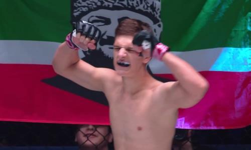 16-летний сын Рамзана Кадырова жестким нокаутом в первом раунде дебютировал в MMA. Видео