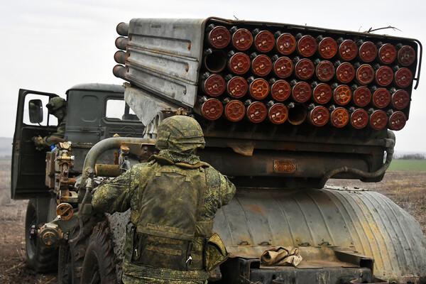 Путин назвал быстрое обеспечение боевых частей необходимым вооружением ключевой задачей ОПК