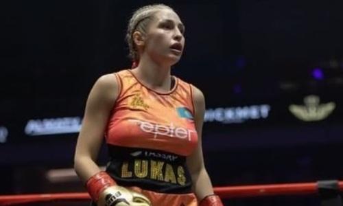 Самая сексуальная боксерша Казахстана анонсировала свой следующий бой