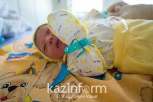 В первый день 2023 года в Казахстане появились на свет 782 малыша