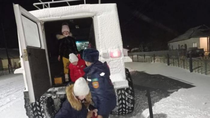 Непогода в Карагандинской области: спасены 102 человека
                03 января 2023, 23:29