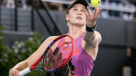 Елена Рыбакина не смогла выйти в четвертьфинал турнира WTA 500 в Аделаиде