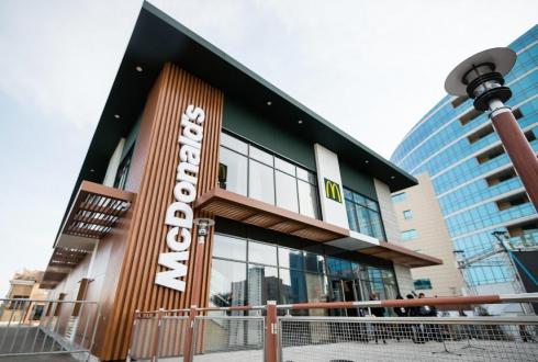 Рестораны быстрого обслуживания под брендом McDonald’s перестают работать в Казахстане