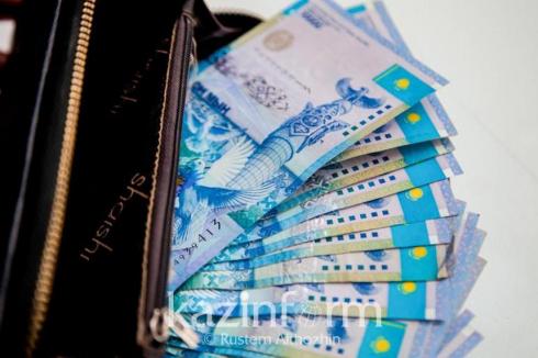 Около 2 млн тенге составила максимальная зарплата в Казахстане в 2022 году