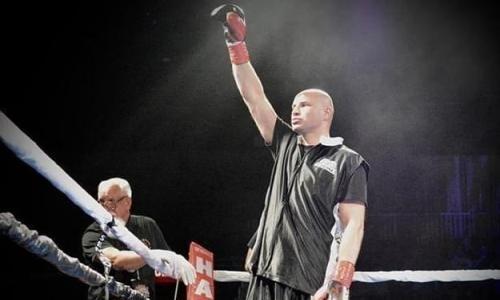 Стали известны сроки возвращения на ринг казахстанского супертяжа-нокаутера