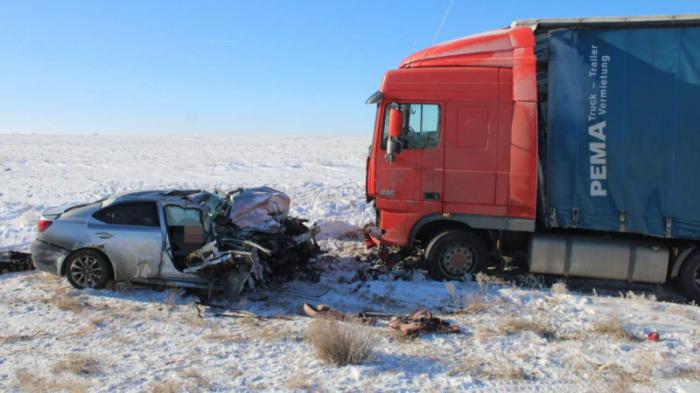 Высокая смертность на дорогах: оперативное совещание провел прокурор Алматинской области
                18 января 2023, 16:42