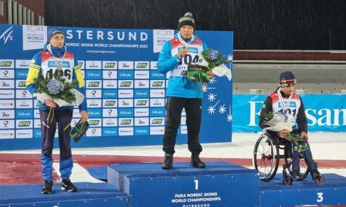 Казахстанец стал чемпионом мира по пара лыжам гонкам