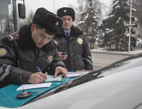 На 1,5  миллиона тенге оштрафовали дорожные и коммунальные службы в Карагандинской области
