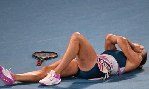 Рыбакина vs Соболенко: видео решающего момента финала Australian Open-2023