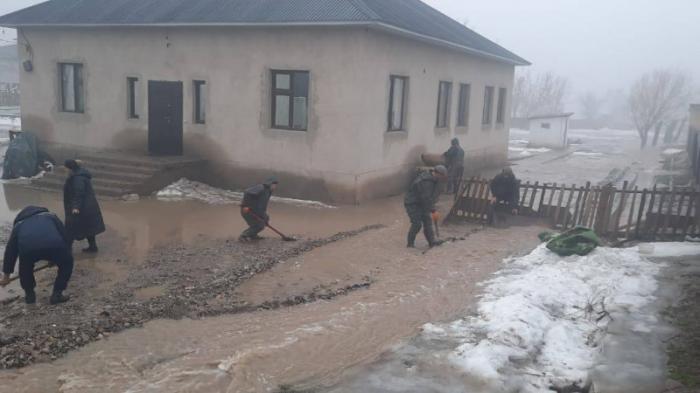 Несколько городов и районов подтопило на юге Казахстана
                02 февраля 2023, 11:26