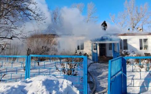 В Карагандинской области сгорело здание сельской больницы