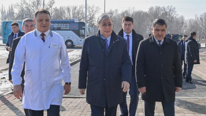 Президенту Казахстана показали поликлинику в селе Сарыкемер
                03 февраля 2023, 20:34