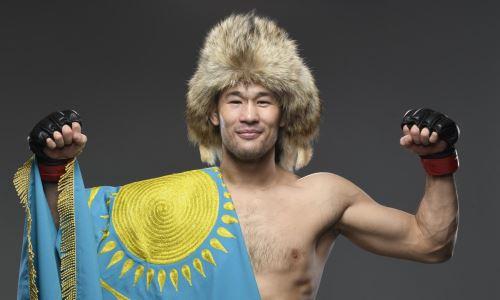 Шавкат Рахмонов вместе с другим казахстанцем отправился в США на свой бой в UFC