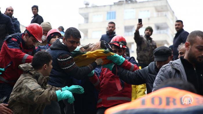 Землетрясение в Турции: число погибших превысило 900 человек
                06 февраля 2023, 16:45