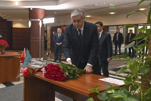 Глава государства посетил посольство Турции в Казахстане