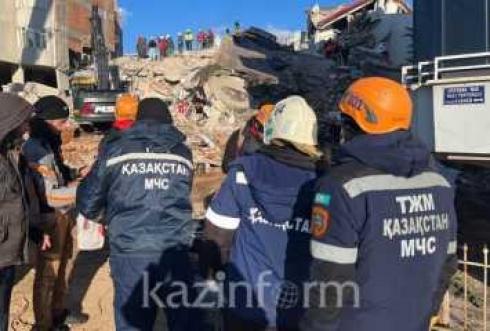 Казахстанских спасателей представят к наградам после возвращения из Турции