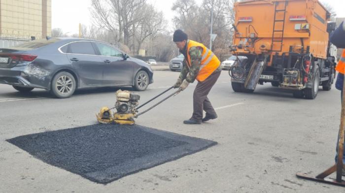 В Алматы начнут ямочный ремонт дорог на сезон раньше
                22 февраля 2023, 11:02