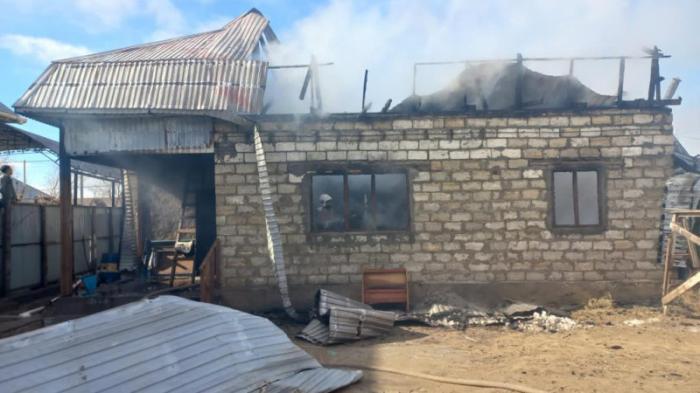 Кызылординские пожарные спасли из горящего дома 76-летнюю бабушку
                22 февраля 2023, 22:02
