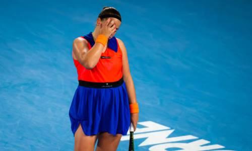 Проигравшую Рыбакиной на Australian Open-2023 теннисистку наказали на родине