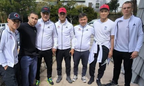 Казахстанские боксеры из зала «Канело» познакомились с бывшим чемпионом