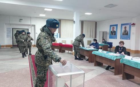 Служащие Нацгвардии РК проголосовали на выборах в депутаты Мажилиса Парламента РК и маслихатов в Караганде