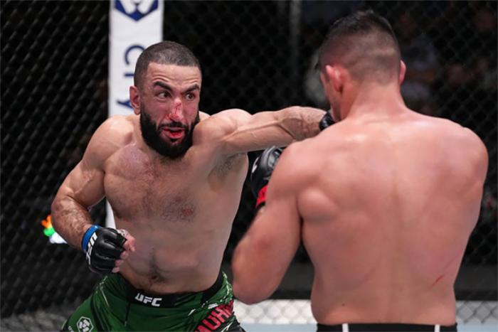 Считает Хабиба величайшим, собирается в Дагестан и имеет в UFC серию из восьми побед