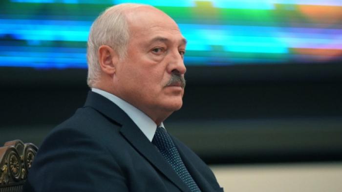 В Беларуси ввели смертную казнь для чиновников за госизмену
                25 марта 2023, 11:19