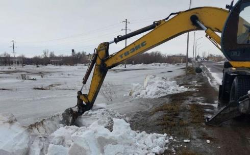 Из населенных пунктов Абайского района вывезено 25 тысяч кубометров снега