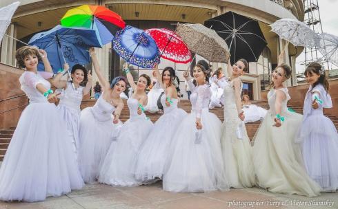 В белом платье: в мае в Караганде пройдет прогулка невест