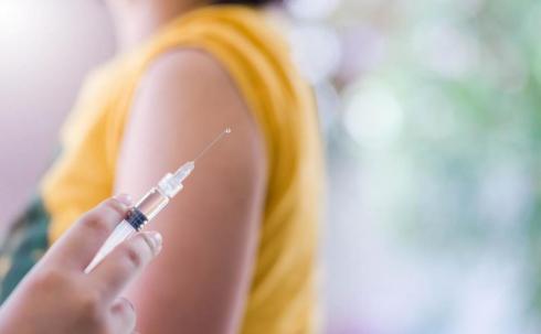 Карагандинцам будут ставить вакцины от хандры и усталости