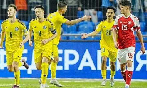 Игроки сборной Казахстана рассказали, как держали ораза во время матча с Данией