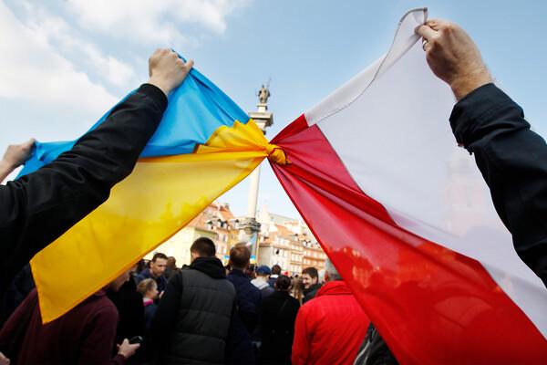 Украинская православная церковь заявила о новой попытке захвата собора в Каменце-Подольском