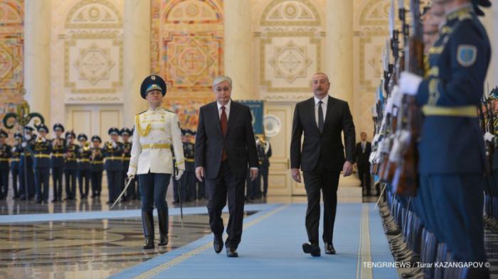 Как Президент Токаев встретил Алиева в Акорде
                10 апреля 2023, 15:52