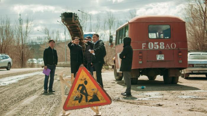 Аким Усть-Каменогорска поручил закончить дорожные работы до середины июня
                12 апреля 2023, 16:02
