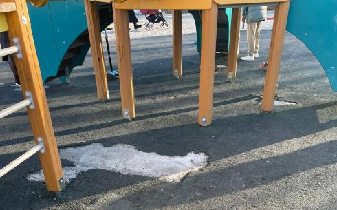 Будут ли восстанавливать тартан на детских площадках в карагандинском парке Победы?