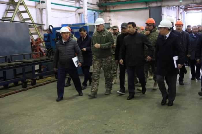 Казахстан разрабатывает ракетный комплекс залпового огня