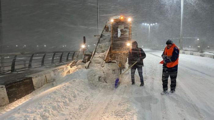 Более 5,5 тысячи грузовиков снега вывезли из Астаны за три дня
                17 апреля 2023, 15:08