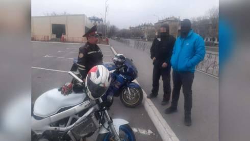 Двух пьяных мотоциклистов выявили в Карагандинской области