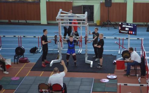 Международный чемпионат по силовым видам спорта провели в Караганде