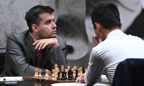 Грубая ошибка решила исход 12 партии матча за звание шахматной короны в Астане